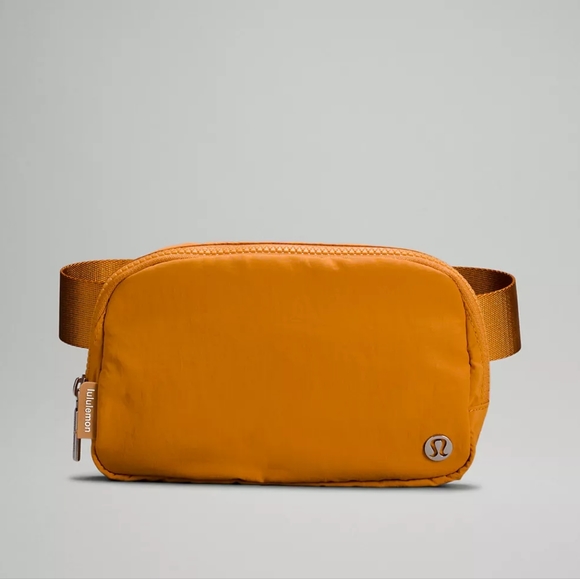 lululemon athletica Handbags - Lululemon Everywhere Belt Bag - Autumn Orange
